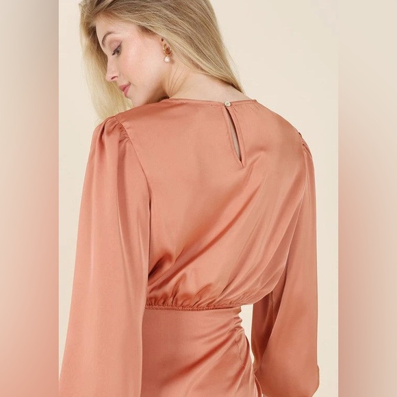 Satin Mermaid Set: Brand New! - Picture 7 of 8